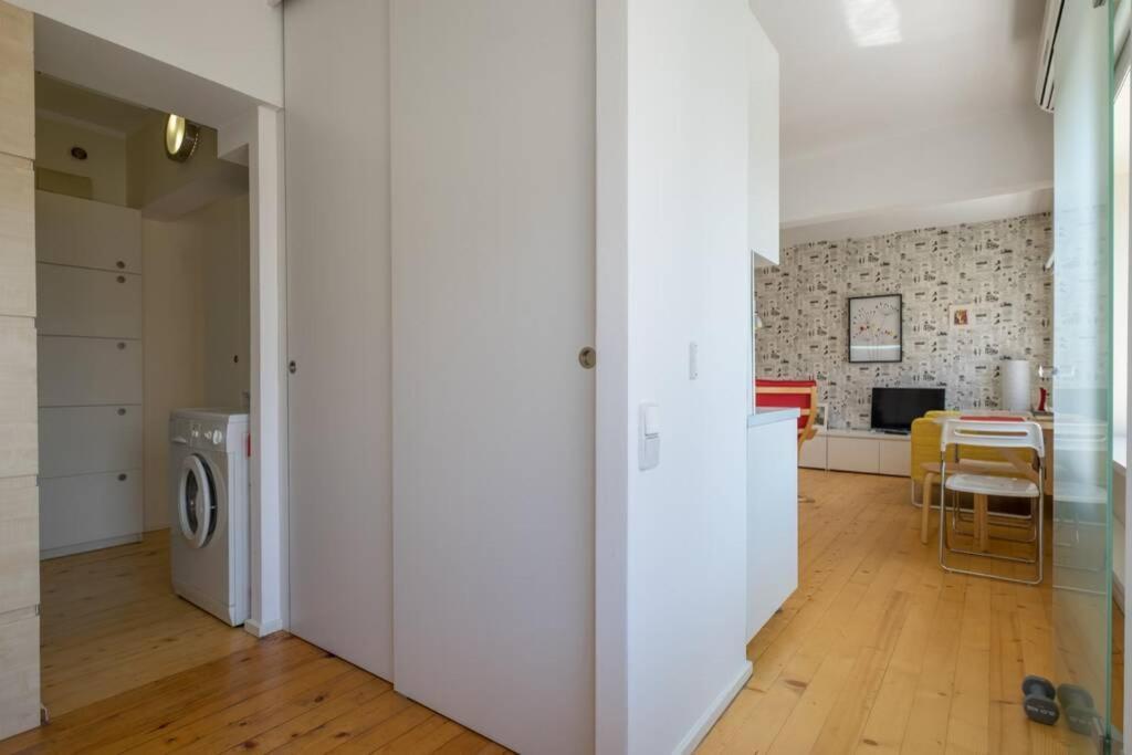 Home Is Where The Heart Is ~ 1-Bdr Central Charm Sofia Eksteriør billede