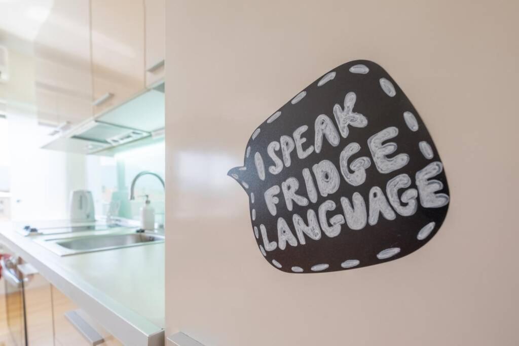 Home Is Where The Heart Is ~ 1-Bdr Central Charm Sofia Eksteriør billede